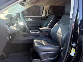 Ford Explorer 2025 AWD Active 4dr SUV