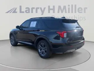 Ford Explorer 2025 AWD Active 4dr SUV