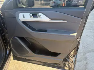 Ford Explorer 2025 AWD Active 4dr SUV
