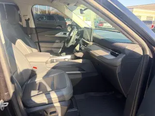 Ford Explorer 2025 AWD Active 4dr SUV