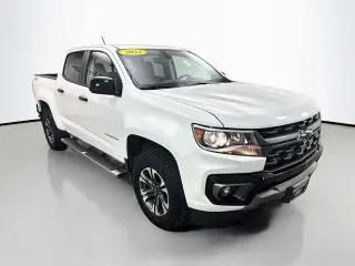 Chevrolet Colorado 2022 4x4 Z71 4 puertas Cabina para tripulación 5 pies de distancia entre ejes