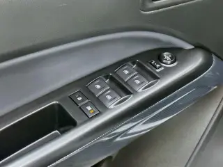 Chevrolet Colorado 2022 4x4 Z71 4 puertas Cabina para tripulación 5 pies de distancia entre ejes