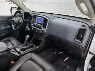 Chevrolet Colorado 2022 4x4 Z71 4 puertas Cabina para tripulación 5 pies de distancia entre ejes