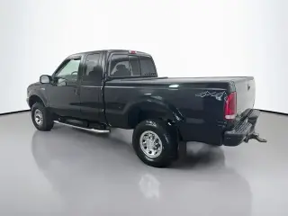 Ford F-250 Super Duty 2002 4dr SuperCab XLT 4WD LB