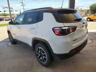Jeep Compass 2025 4x4 Trailhawk SUV 4p