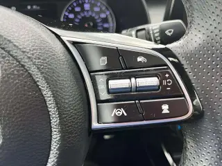 Sedán de 4 puertas Kia Forte GT-Line 2023