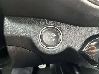 Sedán de 4 puertas Kia Forte GT-Line 2023