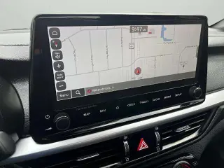 Sedán de 4 puertas Kia Forte GT-Line 2023