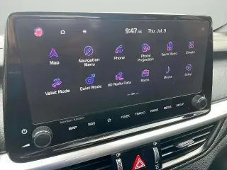 Sedán de 4 puertas Kia Forte GT-Line 2023