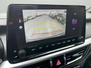 Sedán de 4 puertas Kia Forte GT-Line 2023