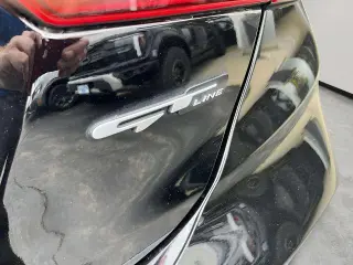 Sedán de 4 puertas Kia Forte GT-Line 2023