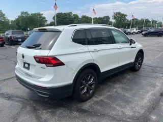 Volkswagen Tiguan 2023 AWD SE 4Motion SUV de 4 puertas
