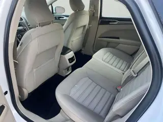 Ford Fusion Hybrid 2018 SE 4p Sedan