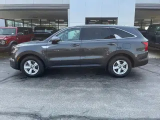 Kia Sorento 2022 LX 4p SUV