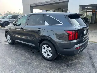 Kia Sorento 2022 LX 4p SUV
