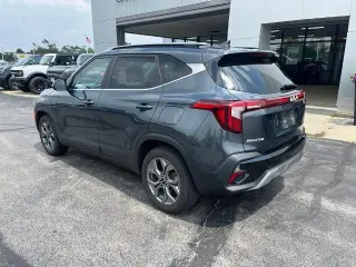 Kia Seltos 2024 AWD S 4p SUV