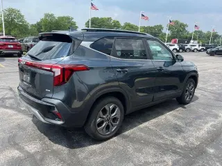 Kia Seltos 2024 AWD S 4p SUV