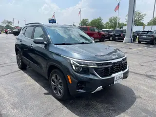 Kia Seltos 2024 AWD S 4p SUV