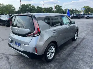 Kia Soul 2025 LX 4 puertas Crossover
