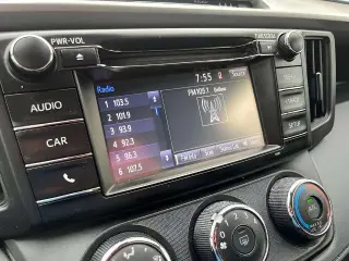 Toyota RAV4 2018 LE 4dr SUV