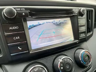 Toyota RAV4 2018 LE 4dr SUV