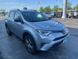 Toyota RAV4 2018 LE 4dr SUV