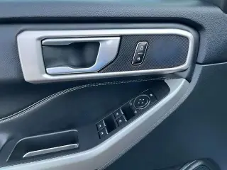 Ford Explorer 2023 AWD XLT SUV 4p.