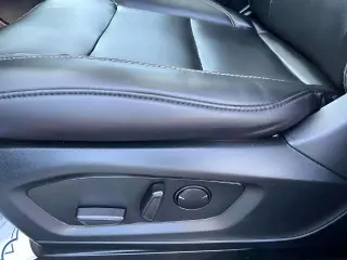 Ford Explorer 2023 AWD XLT SUV 4p.