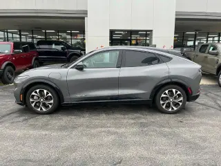 Ford Mustang Mach‑E 2023 AWD Premium 4p SUV