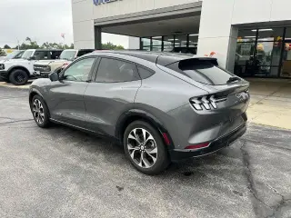 Ford Mustang Mach‑E 2023 AWD Premium 4p SUV