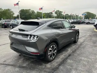 Ford Mustang Mach‑E 2023 AWD Premium 4p SUV
