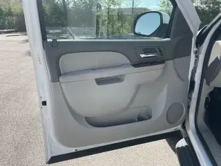 2013 Chevrolet SUBURBAN LT