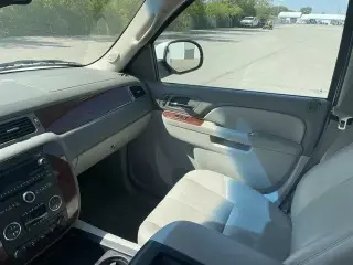 2013 Chevrolet SUBURBAN LT