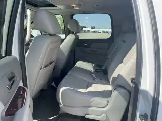 2013 Chevrolet SUBURBAN LT