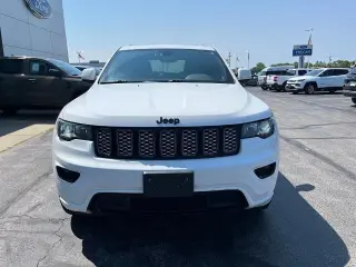 Jeep Grand Cherokee 2018 4x4 Laredo SUV de 4 puertas