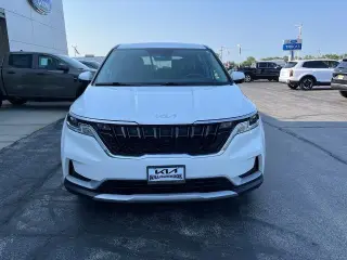 Kia Carnival 2022 LX 4p Minivan