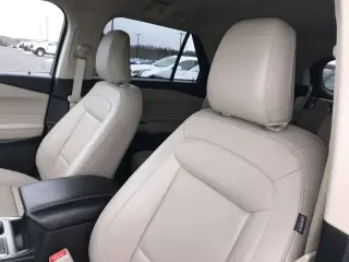 Ford Explorer 2023 AWD XLT SUV de 4 puertas