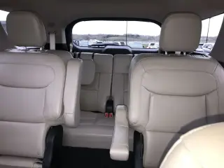 Ford Explorer 2023 AWD XLT SUV de 4 puertas