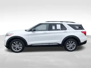 Ford Explorer 2023 AWD XLT SUV de 4 puertas