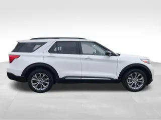 Ford Explorer 2023 AWD XLT SUV de 4 puertas