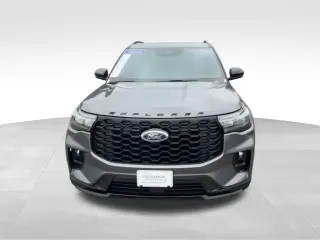 Ford Explorer 2025 AWD ST-Line SUV de 4 puertas