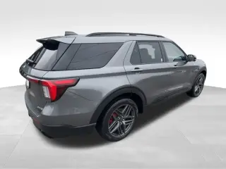 Ford Explorer 2025 AWD ST-Line SUV de 4 puertas