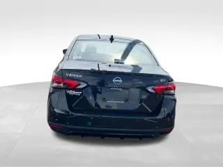 Nissan Versa 2023 SV Sedán de 4 puertas