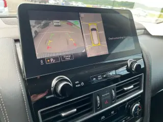 Nissan Armada 2021 4x4 Platinum SUV de 4 puertas