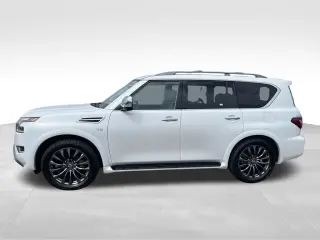 Nissan Armada 2021 4x4 Platinum SUV de 4 puertas