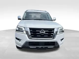 Nissan Armada 2021 4x4 Platinum SUV de 4 puertas