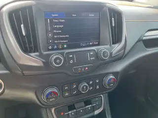 GMC Terrain 2023 AWD AT4 SUV de 4 puertas