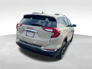 GMC Terrain 2023 AWD AT4 SUV de 4 puertas