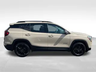 GMC Terrain 2023 AWD AT4 SUV de 4 puertas