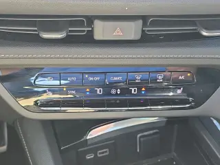 Buick Envision 2023 AWD Essence 4dr Crossover